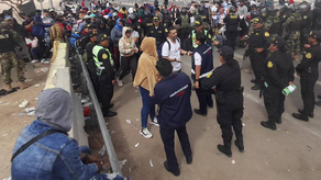 Gobiernos evalúan paso humanitario para migrantes varados entre Chile y Perú