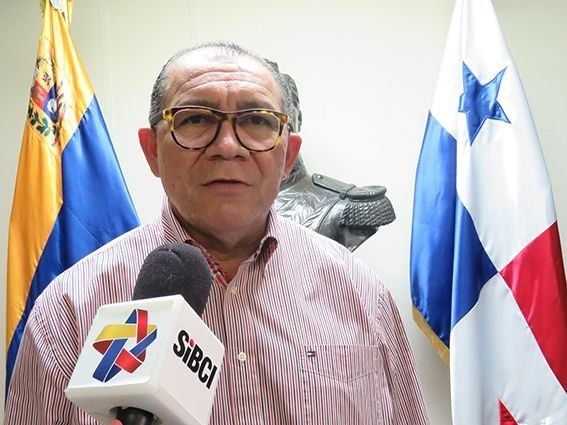 Embajador venezolano dice que supuesto militar golpista está en Panamá