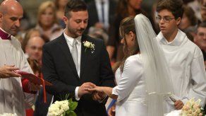 Intelectuales piden al papa ser intransigente con el matrimonio