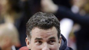 Conflicto Curry-Under Armour ilustra nueva era en publicidad