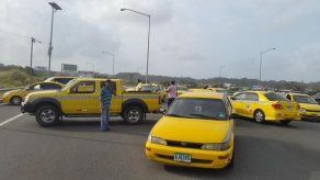 Taxistas de Colón convocan a caravana el próximo lunes