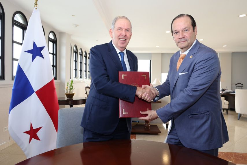 El Canciller designó a José Miguel Alemán como embajador de Panamá en los Estados Unidos.