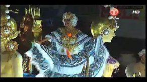 Reina de Calle Arriba presumió de sus 3 polleras para cierre de Carnaval