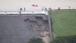 Gran Bretaña: Preocupa presa dañada ante fuertes lluvias