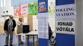 Irlanda juzga la austeridad en elecciones legislativas