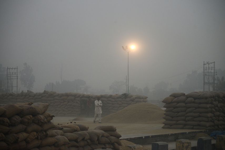 La OMS calcula que la contaminación del aire y la de ciertos espacios cerrados provocan anualmente siete millones de muertes prematuras