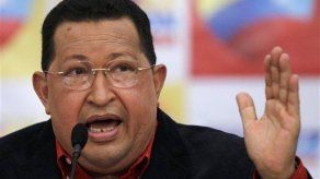 Putin le desea a Chávez se recupere de su enfermedad en el 2013