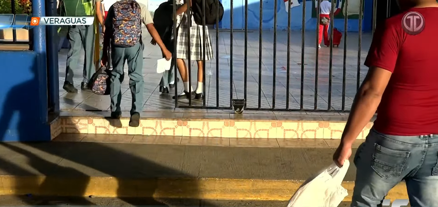 Centros educativos registran baja asistencia de estudiantes.