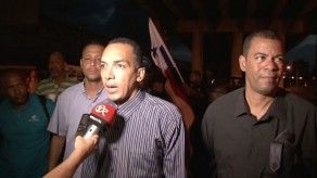 Obreros de la ACP cierran la carretera Transístmica en Colón Obreros de la ACP cierran la carretera Transístmica en Colón