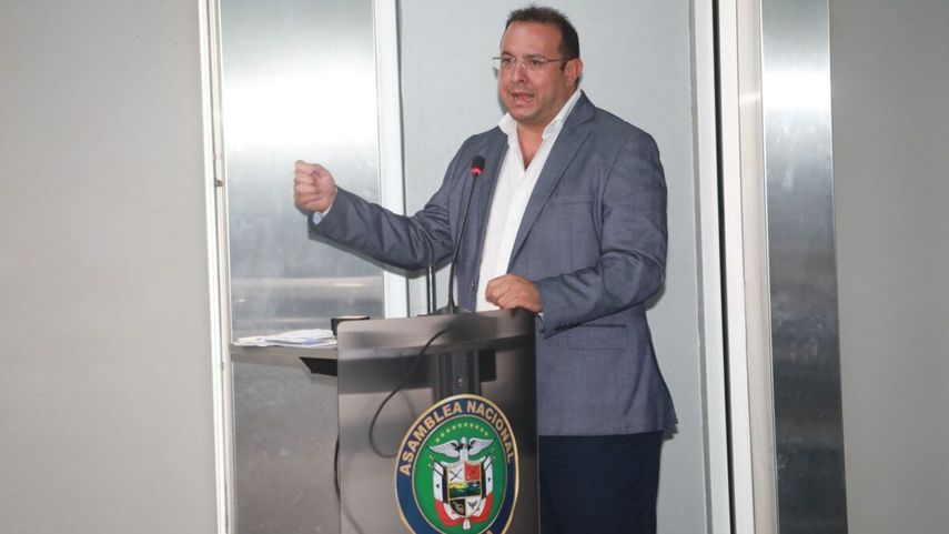 Director del IMA sustenta memoria institucional y anuncia planes para 2025