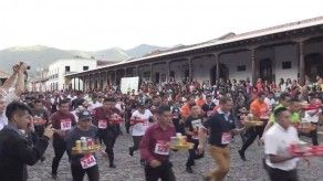 Carrera de meseros en Guatemala