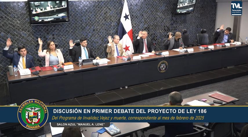 Avanza proyecto de transferencia de fondos extraordinarios a la CSS