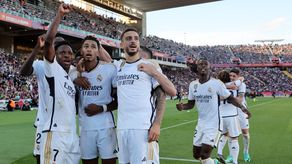 El Real Madrid se lleva El Clásico con doblete de Jude Bellingham