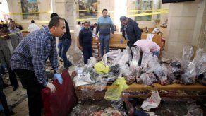 Dos atentados con bomba dejan decenas de muertos en iglesias cristianas de Egipto