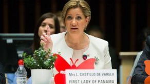 Primera Dama hace llamado a mayor inversión y cero discriminación en reunión de ONUSIDA