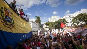 Oficialismo venezolano pide investigar compra de votos a favor de oposición