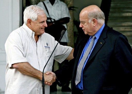 Martinelli e Insulza se reunieron para hablar de temas regionales