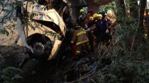 Hijo de propietario del bus es una de las víctimas de accidente en Antón