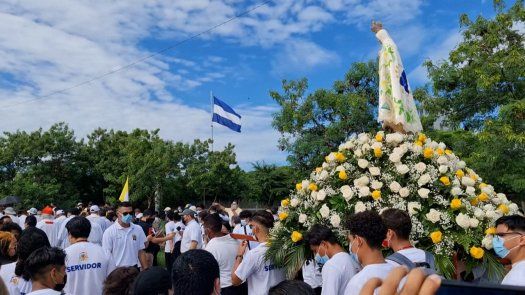 Iglesia católica busca salida a situación de obispo retenido en Nicaragua