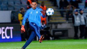 Keylor se entrena con normalidad en una sesión sin Benzema