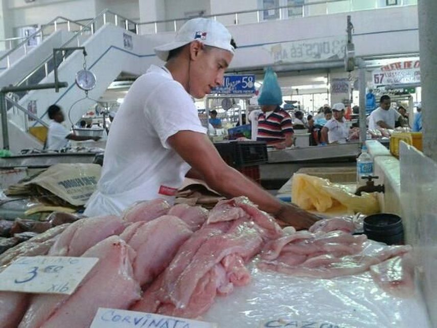 Horarios del Mercado de Mariscos y San Felipe Neri
