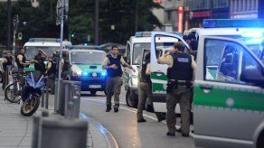 Policía de Múnich cree que varios atacantes están a la fuga tras tiroteo
