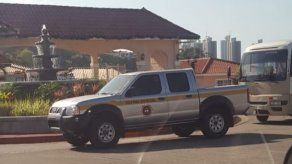 Presidenta de la Asamblea denuncia que desde auto de la Contraloría tomaban fotos a su residencia
