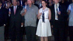 Realizan vigilia por el Día Mundial del Autismo