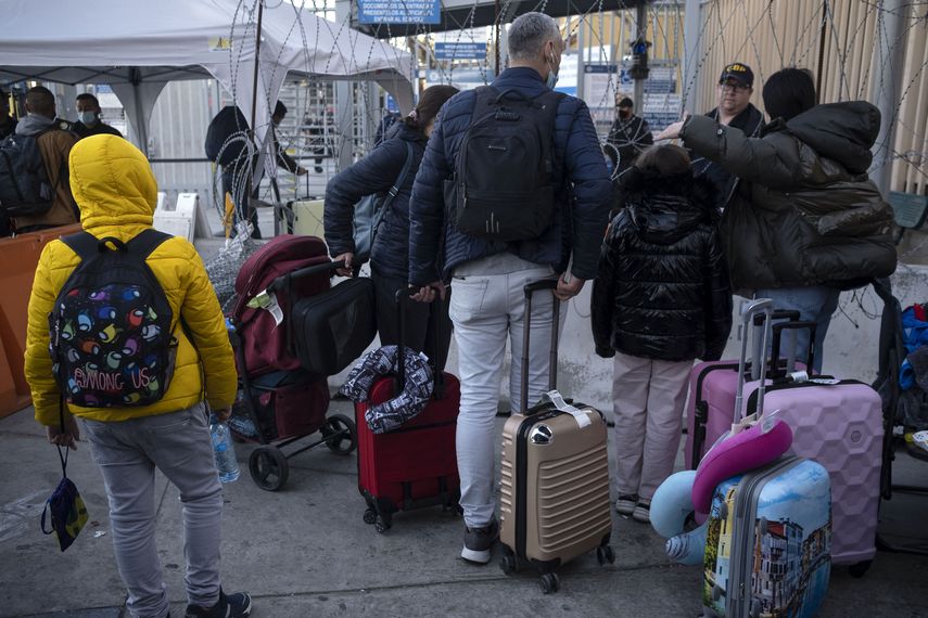 Con niños y adultos mayores