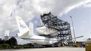 Transbordador espacial Discovery listo para viaje a museo