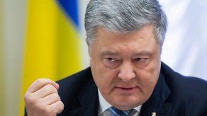 Poroshenko propone que la UE y a EEUU prohíban la entrada de barcos rusos