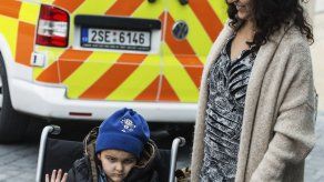 Ashya King seguirá en España su terapia contra un tumor cerebral