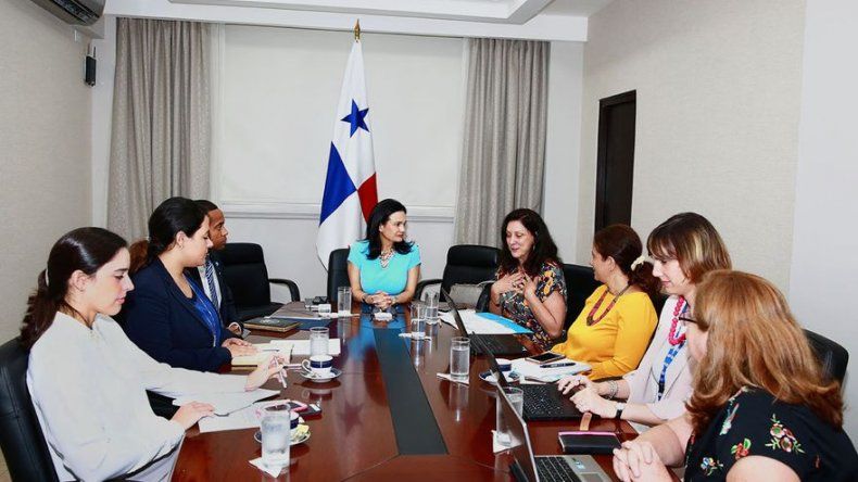 Panamá define plan de trabajo nacional y regional para promover la igualdad salarial