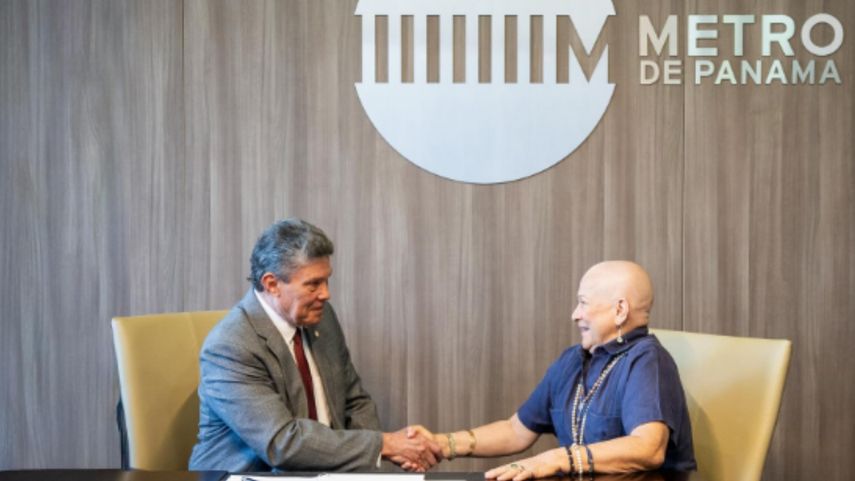 Metro de Panamá y Doppelmayr formalizaron la firma del contrato del teleférico.
