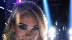 Carrie Underwood presenta su nuevo rostro en premios de la Academia de Música Country