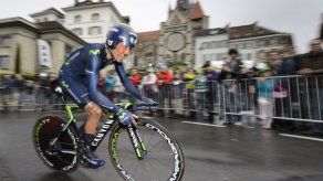 Nairo Quintana manda un mensaje de ánimo al Movistar