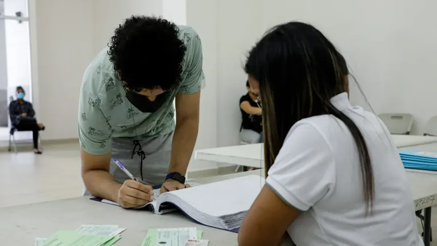 Concurso General de Becas del Ifarhu.