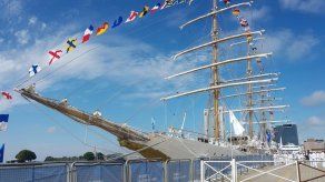 Buque escuela de la Armada argentina visitará diez países en nuevo viaje