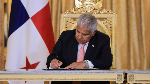 Presidente anuncia veto a ley de reelección de rectores Presidente anuncia veto a ley de reelección de rectores