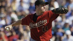 Otro triunfo de Houston que superan a Cachorros 3-0