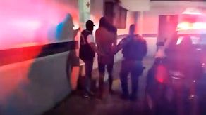 Este hombre fue capturado por unidades de la Policía Nacional pocas horas después de haberse cometido el crimen. Este hombre fue capturado por unidades de la Policía Nacional pocas horas después de haberse cometido el crimen.