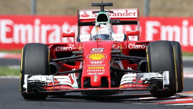Los Ferrari cambian motores para Monza, el último sin sanción para Vettel