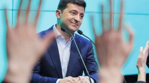Ucrania: comediante Zelenskiy gana elecciones con autoridad