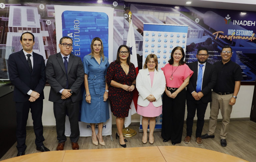 Alianza entre INADEH y APATEL impulsará formación y asistencia técnica en hotelería.