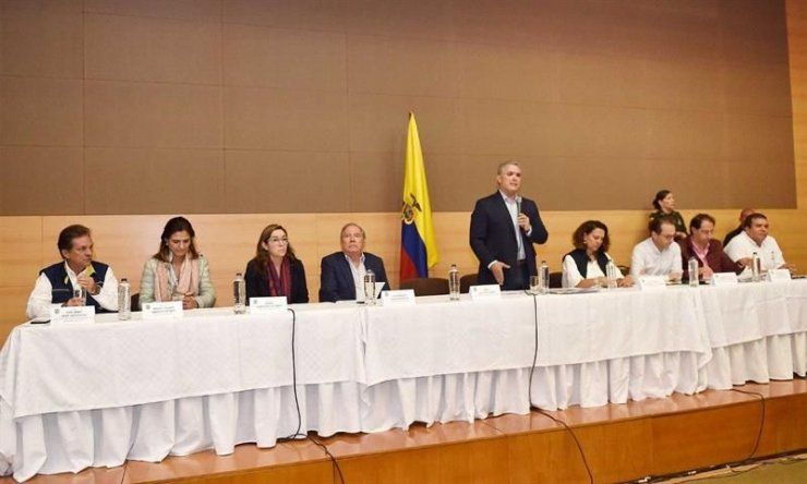 Duque anuncia paquete de medidas económicas para región afectada por bloqueos