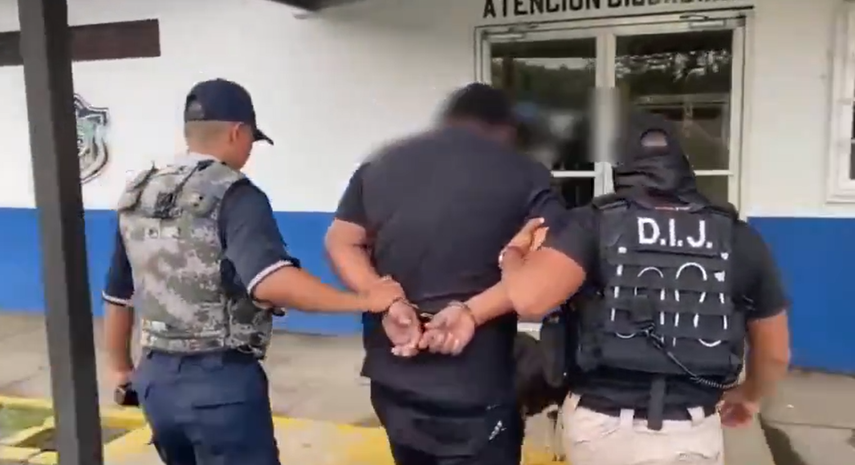 Policía Nacional aprehende a conductor de plataforma digital.