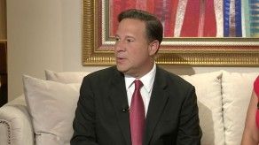 Varela sale del país en viaje personal