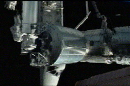 Imágenes del Atlantis en el espacio