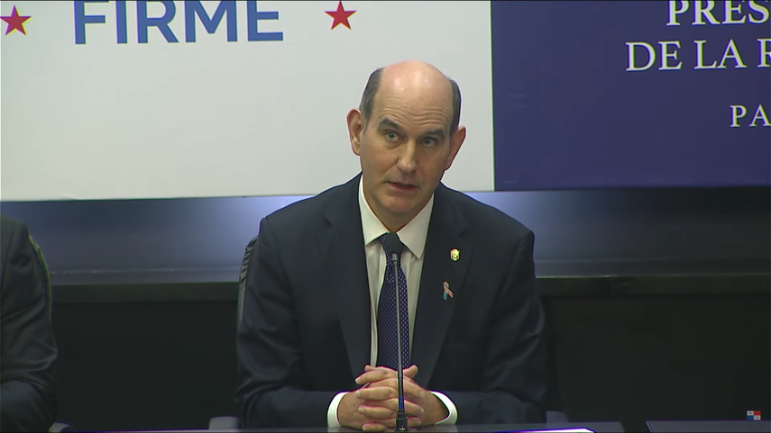 El ministro de Economía y Finanzas (MEF)