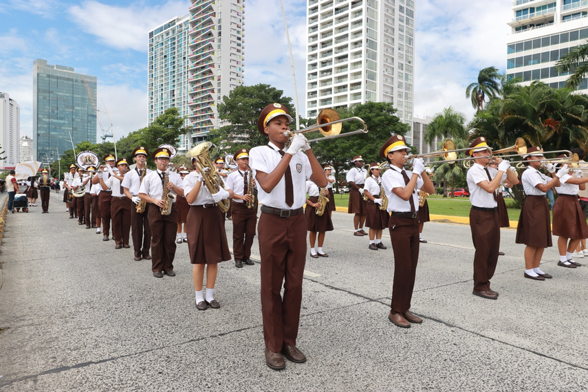 Caminata conmemora el Día Internacional para la Reducción del Riesgo de Desastres.